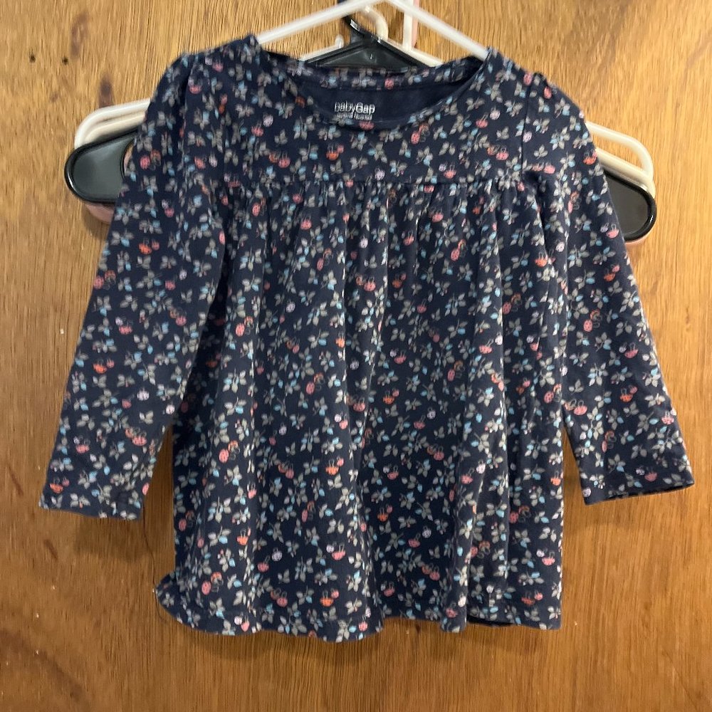 Girl's size 3T Gap  Floral Print Blue Long Sleeve Blouse
